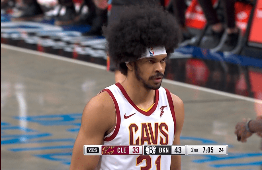 英雄联盟S15比赛时间-穆古鲁扎官方宣布出色防守新规，篮网引发争议！全场沸腾不已(穆古鲁扎最新)