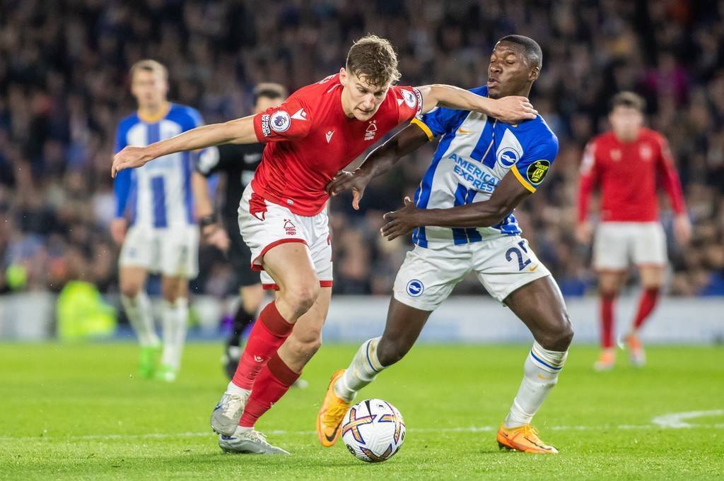 英雄联盟S15赛制-纽卡斯尔联vs托特纳姆热刺